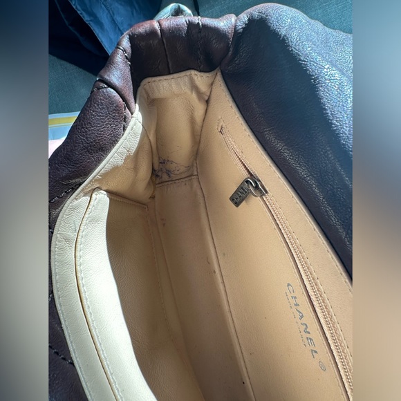 Chanel Brown Calfskin/Lambskin Shoulder Bag - Picture 5 of 8